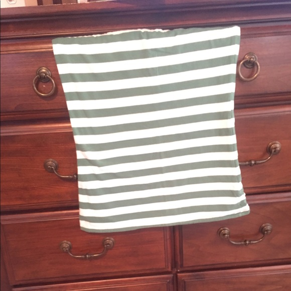 Medium reversible halter top. Maurice’s brand - Picture 7 of 7